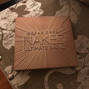 Sale 🎉 Urban Decay Naked Basics.